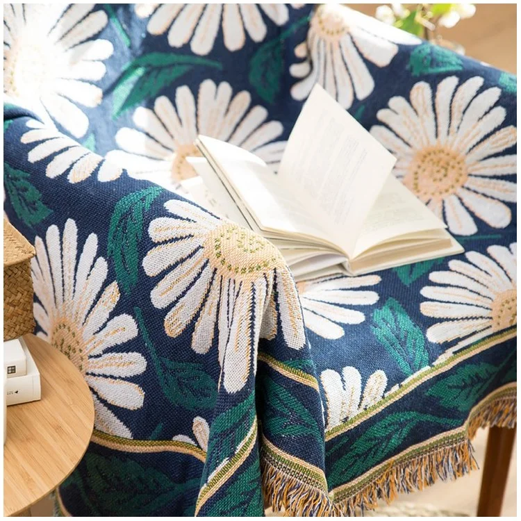 Cotton Double-sided Sofa Towel Slipcover Warm Blanket 130 x 180cm - White Daisy