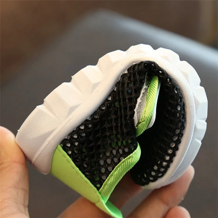Breathable Mesh Shoes Anti-slip Kid's Sport Shoes - Black/Size: 21