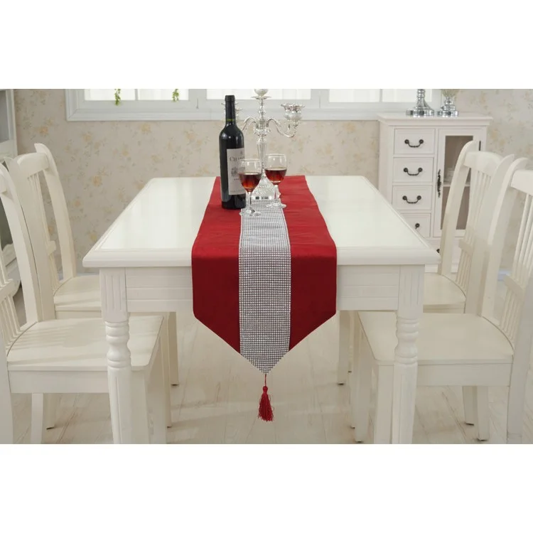 Luxury Table Runner Modern Tablecloth with Rhinestone + 2PCS Placemats - Red