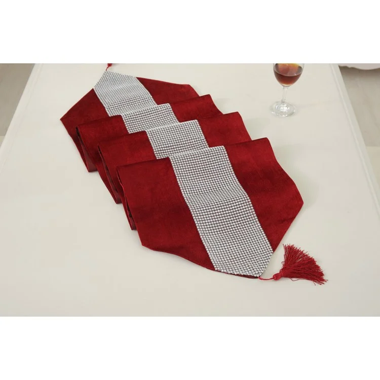 Luxury Table Runner Modern Tablecloth with Rhinestone + 2PCS Placemats - Red