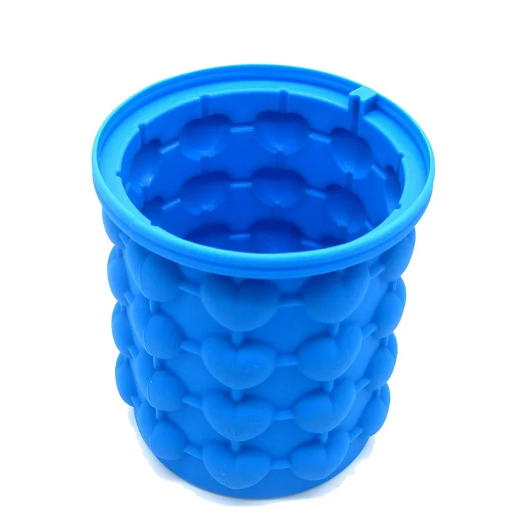 Silicone Heart-shape Ice Cube Maker Space Saving Ice Cube Maker, Size: L - Blue