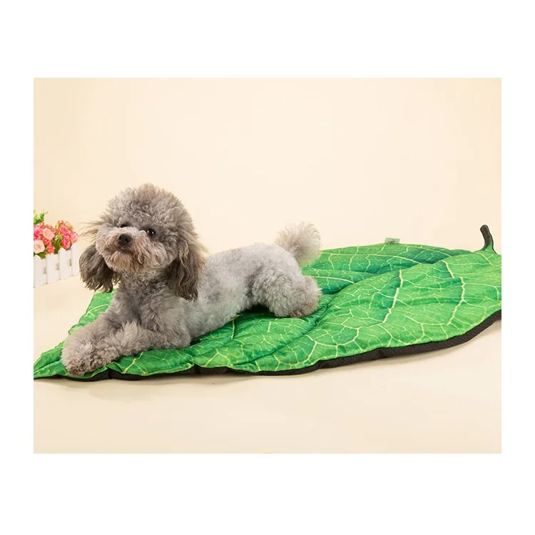 Creative 3D Green Leaf Shape Dog Pet Mat Bed