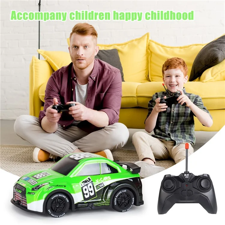 Q240 1 / 24 2WD Remote Control Racing Auto Per Bambini Toy rc Auto Con Luce Fresca - Verde