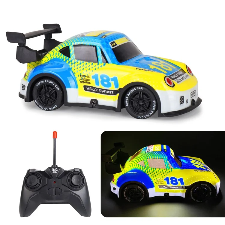 Q241 1 / 24 2WD Remote Control Car Kids Toy RC Rco Coth Con Cood Luce - Amarillo