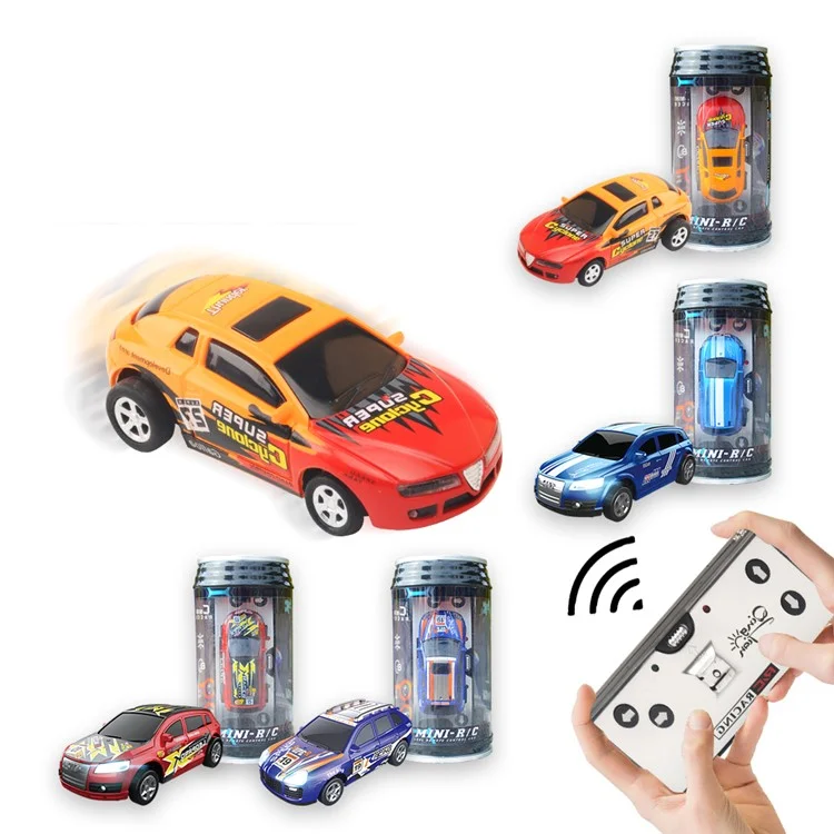 QT666 Mini 1:64 Auto da corsa Latta da bere Telecomando Ostacoli stradali Drift Giocattolo Auto da corsa per bambini - Rosso 