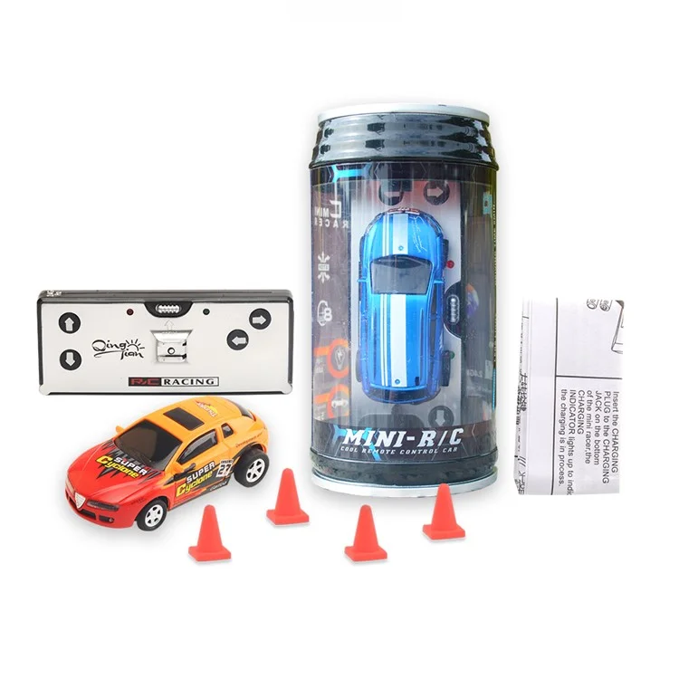 QT666 Mini 1:64 Auto da corsa Latta da bere Telecomando Ostacoli stradali Drift Giocattolo Auto da corsa per bambini - Rosso 