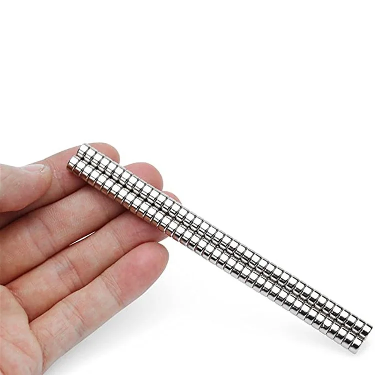50PCS/Pack 5 x 3mm Neodymio Calamite a Disco con Foro Svasato Magneti Rotondi Potenti