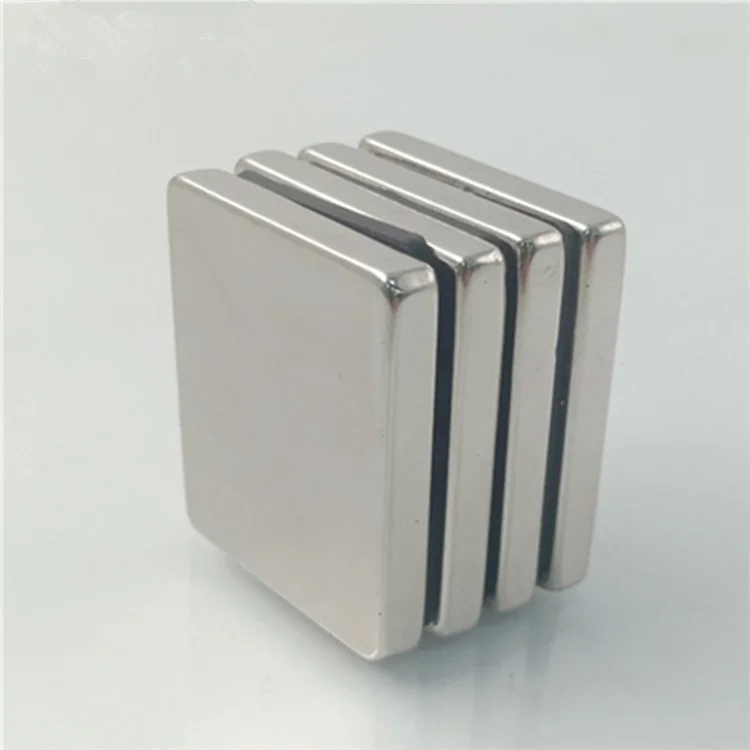 4 Teile / Pack 30 * 20 * 5mm Rechteckiger Magnet Super Starker Ndfeb-Magnet