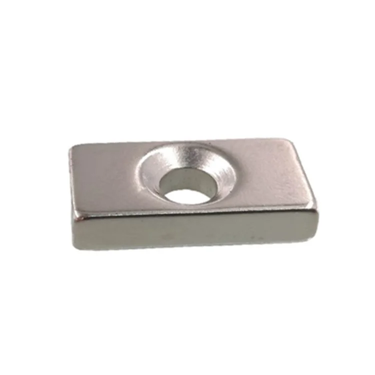 10 Piezas/Paquete 30*20*5mm Imán Rectangular Súper Fuerte NdFeB Imán con Agujero
