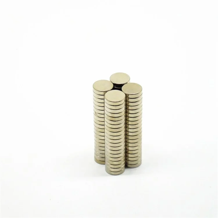 100Pcs/Pack Super Strong NdFeB Magneto 8*2mm Magneto Redondo