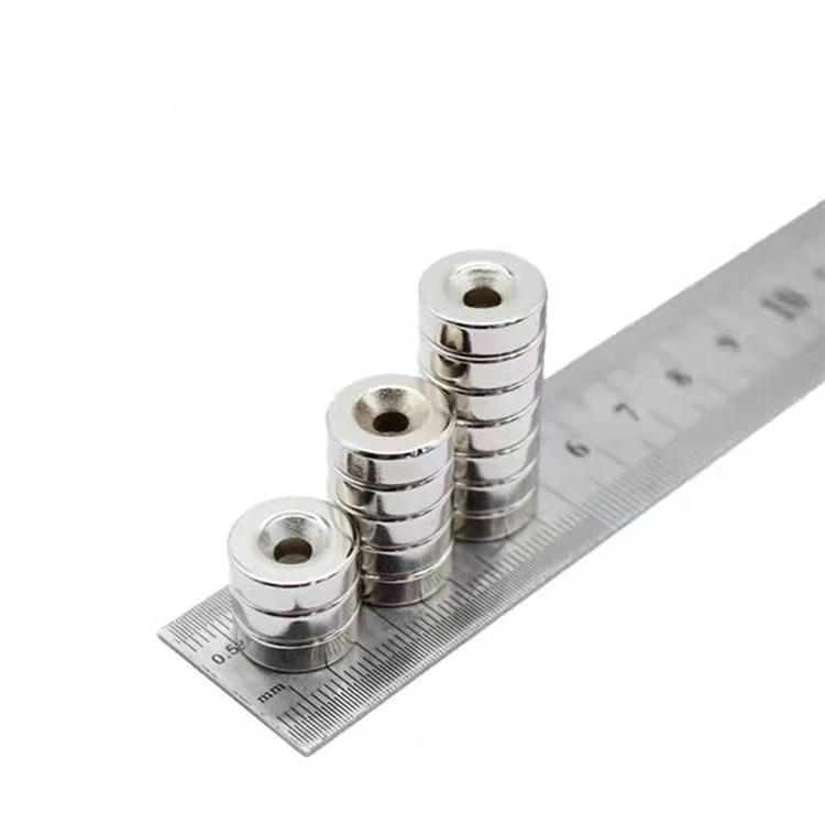 100PCS/Set 8mmx3mm Round Magnets Heavy Duty Powerful NdFeB Hole Magnets for Fridge, Crafts, Office, Tool Storage