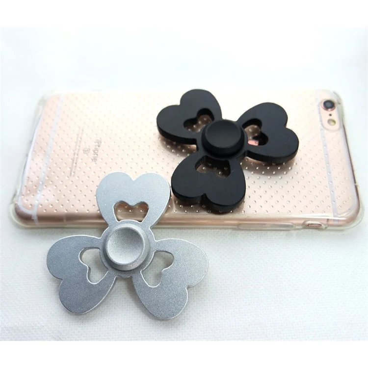 Heart Pattern Aluminum Alloy Tri-Spinner Fidget Hand Spinner EDC Toy for ADHD Anxiety and Boredom - Silver Color