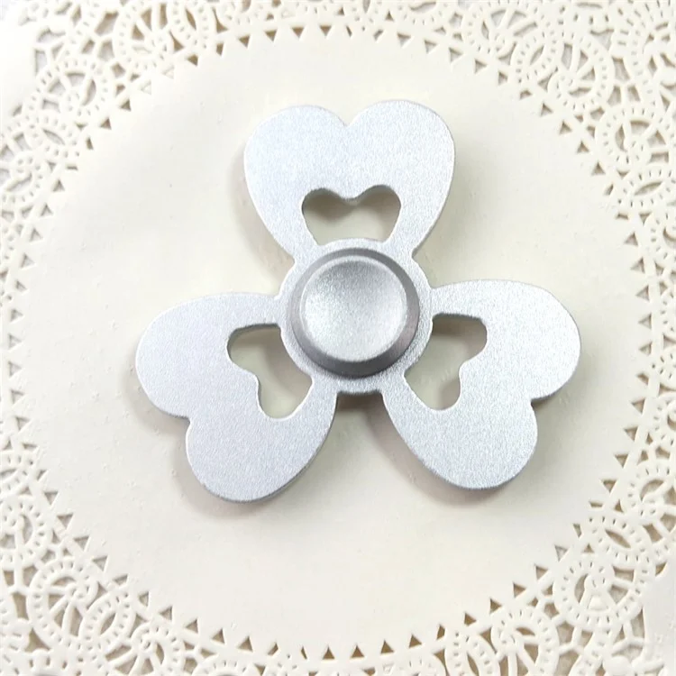 Heart Pattern Aluminum Alloy Tri-Spinner Fidget Hand Spinner EDC Toy for ADHD Anxiety and Boredom - Silver Color