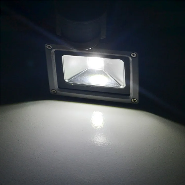 10W PIR LED Flood Light Outdoor Motion Sensor Light AC 85V-265V - Cool White / Black