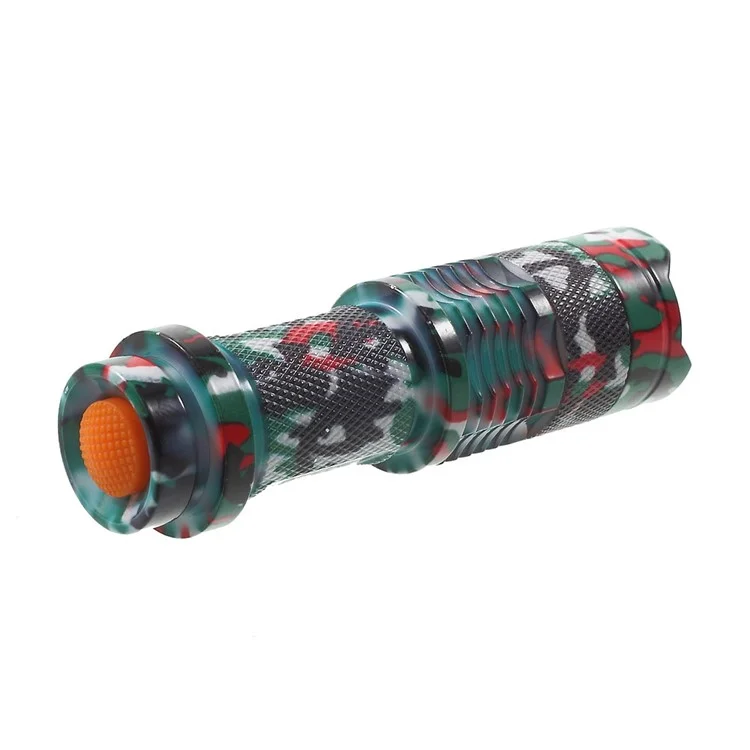 XLD-006G Mini CREE LED Torch Light 10W 1100LM 200m Light Range - Red Camouflage