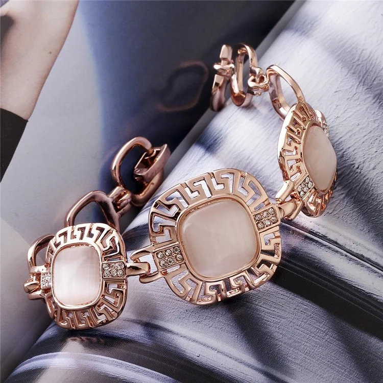 B074 18K Rose Gold Plated Women's Bracelet Crystal Geometric Bangle