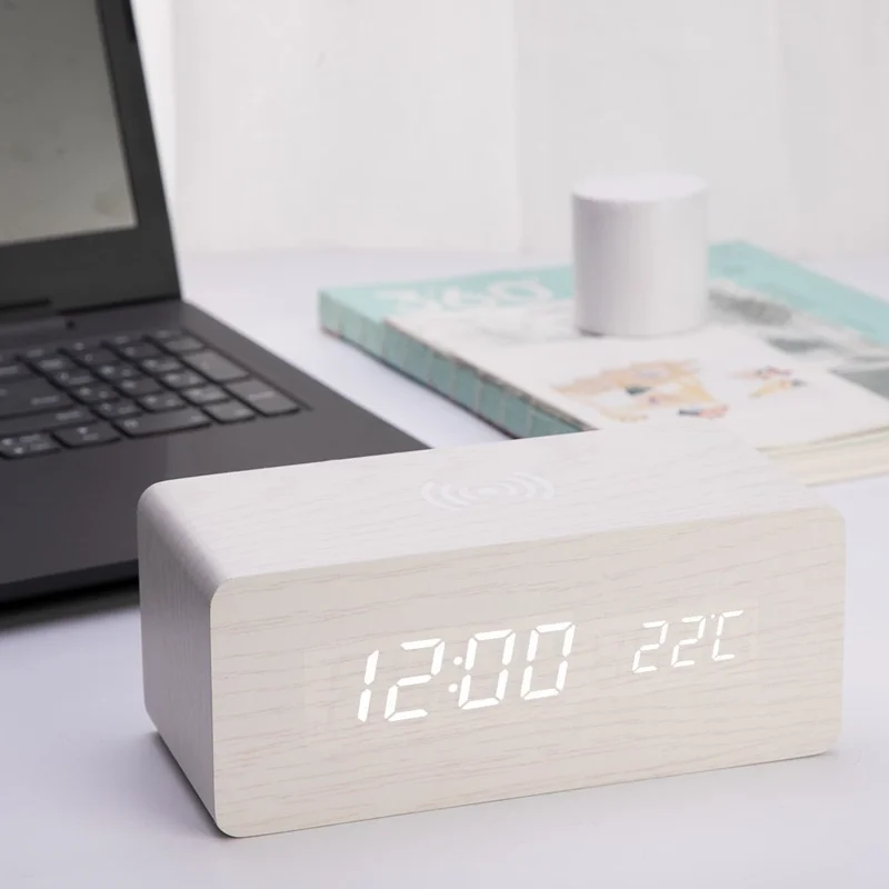 Réveil d'alarme en bois avec commande sonore de la fonction de charge sans fil compatible avec iPhone Samsung - Blanc