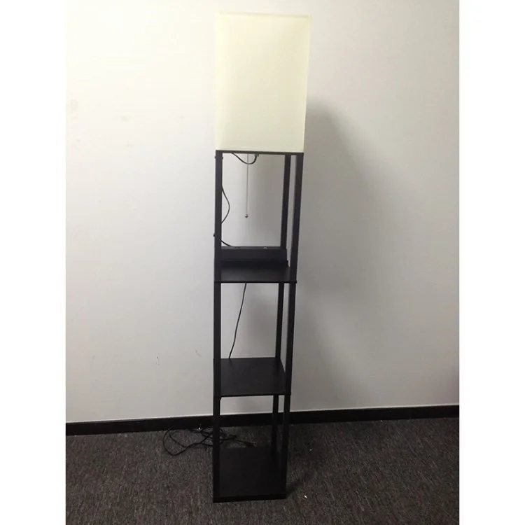 Lampadaire Avec Étagères Avec Étagères D'affichage en Bois à 3 Niveaux et 2 Ports USB 1 Prise de Courant (MOQ: 500) - Noir