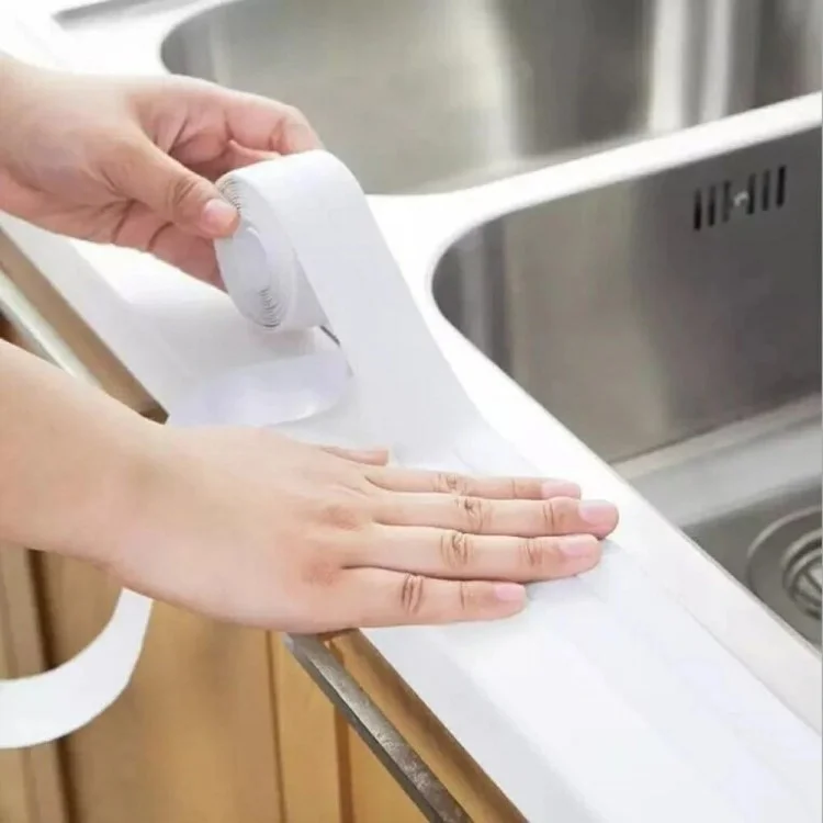 Striscia di Sigillatura Lavello Lavandino Nastro Per Calafataggio Per Vasca da Bagno in PVC Autodesivo Autootetro a Parete Per Bagno Cucina - Bianco / 3.8cmx3.2m