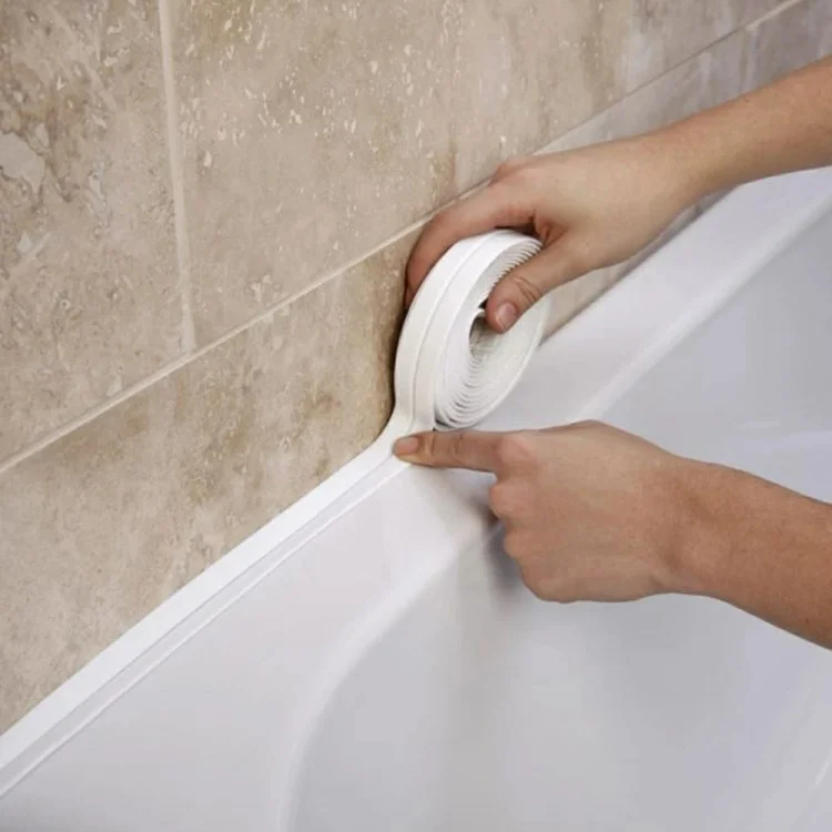 Sealing Strip Shower Sink Bathtub Caulking Tape PVC Self-Adhesive Waterproof Wall Tape for Bathroom Kitchen - Brown / 2.2cmx3.2m