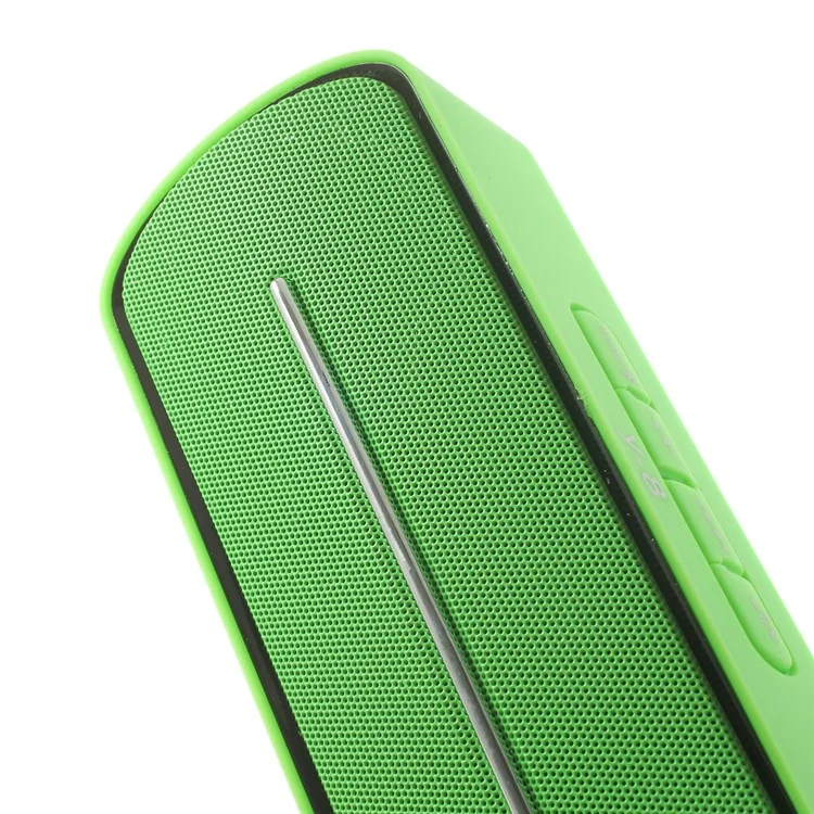 Green Y8 Portable Super Bass Bluetooth Speaker with MIC Support FM / U Disk / TF Card / AUX-input