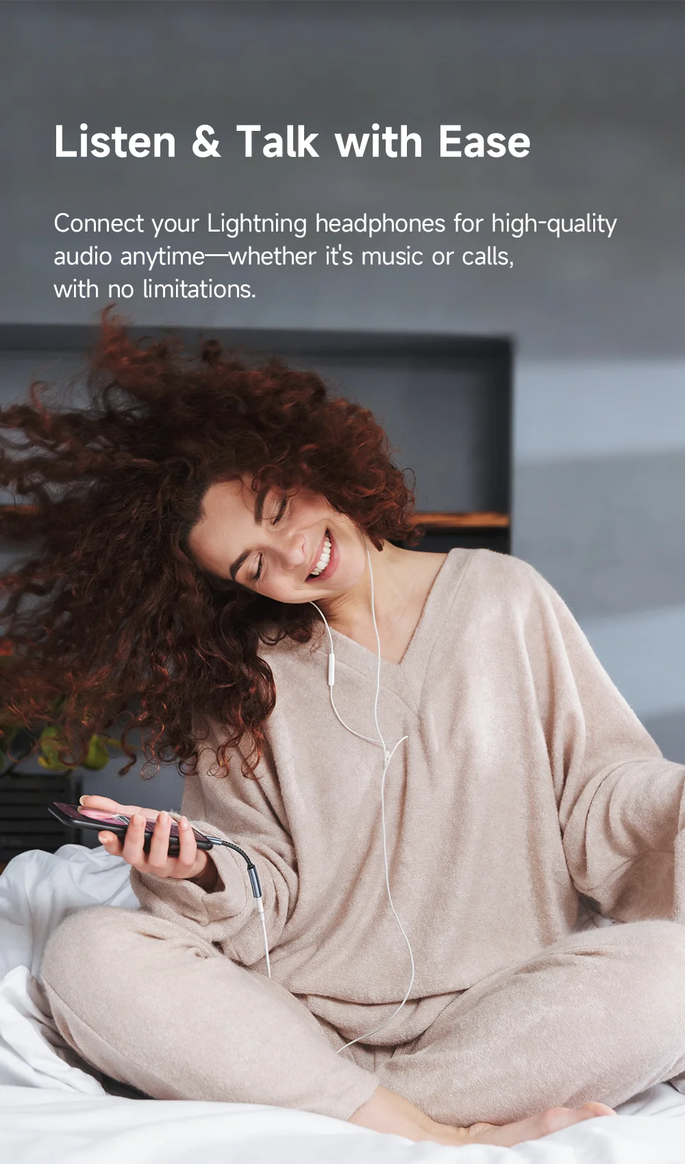 MCDODO CA-4870 MDD Nordic Series 8Pin Female to USB-C Male Adapter Cable 24W Fast Charging Data Transfer Cord - Black 3